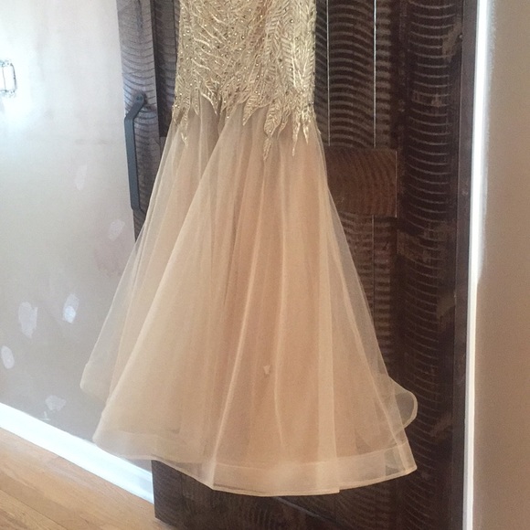 PROM DRESS - Picture 4 of 6